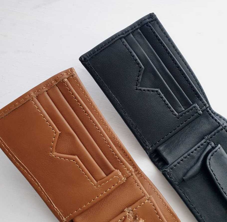 Genesis Style Men's Genuine Leather Wallet Tan
